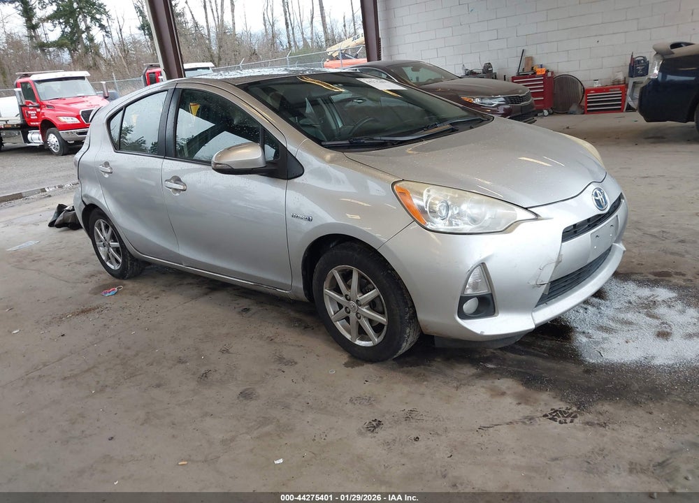 2013 TOYOTA PRIUS C FOUR VIN: JTDKDTB37D1031669