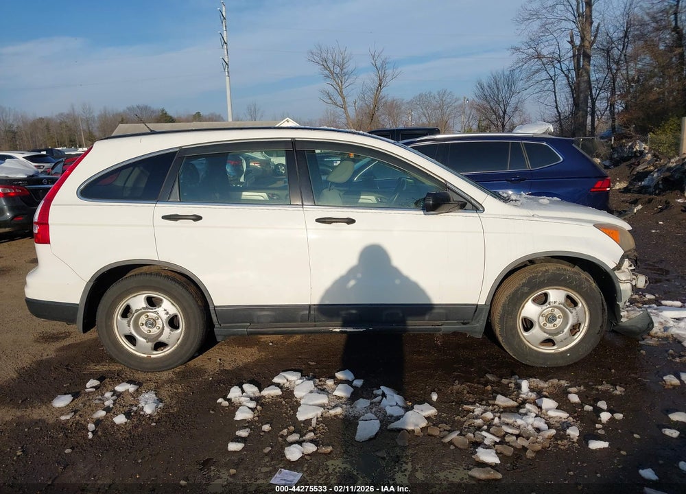 2011 HONDA CR-V LX VIN: JHLRE3H32BC002636