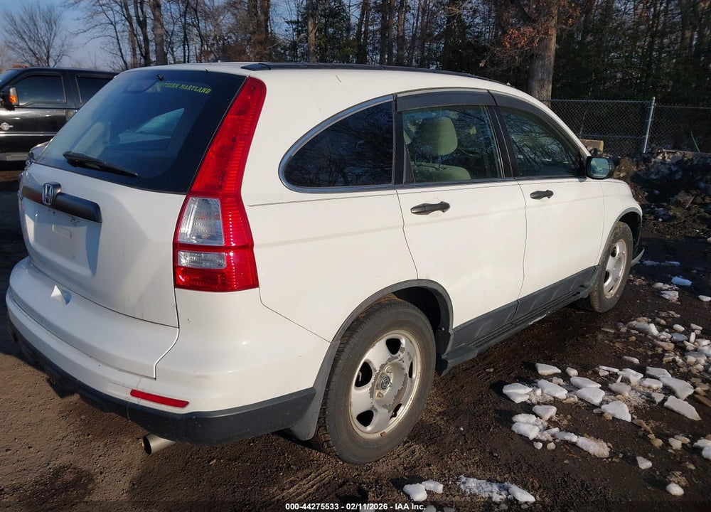 2011 HONDA CR-V LX VIN: JHLRE3H32BC002636
