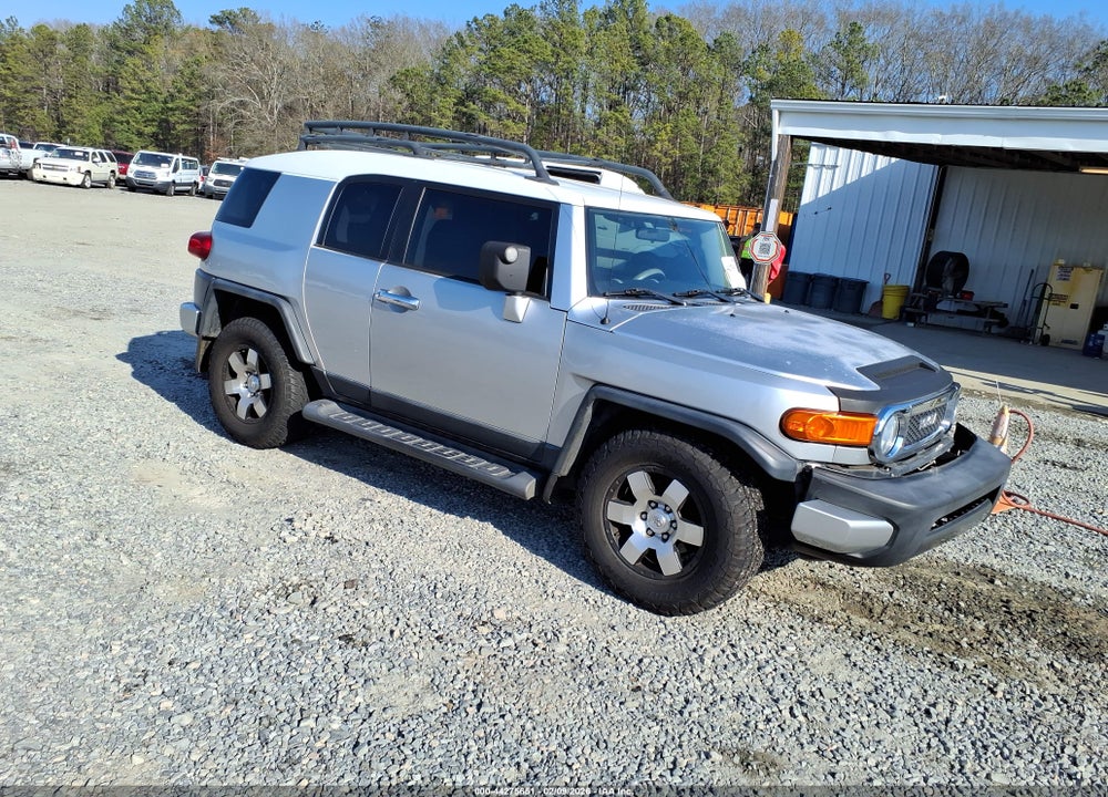 2007 TOYOTA FJ CRUISER VIN: JTEZU11F670001020