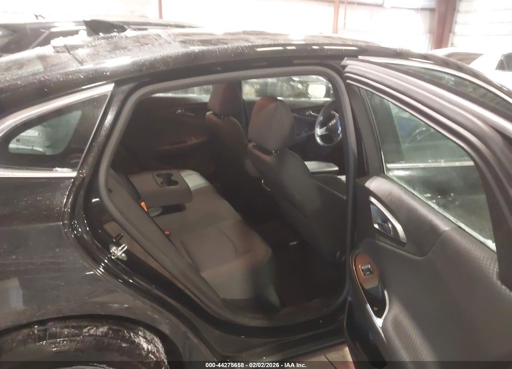 2019 CHEVROLET MALIBU LT VIN: 1G1ZD5ST2KF132587
