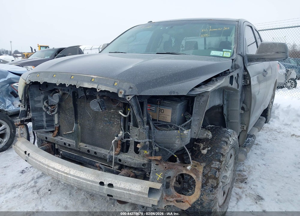 2011 TOYOTA TUNDRA GRADE 5.7L V8 VIN: 5TFUY5F16BX161969