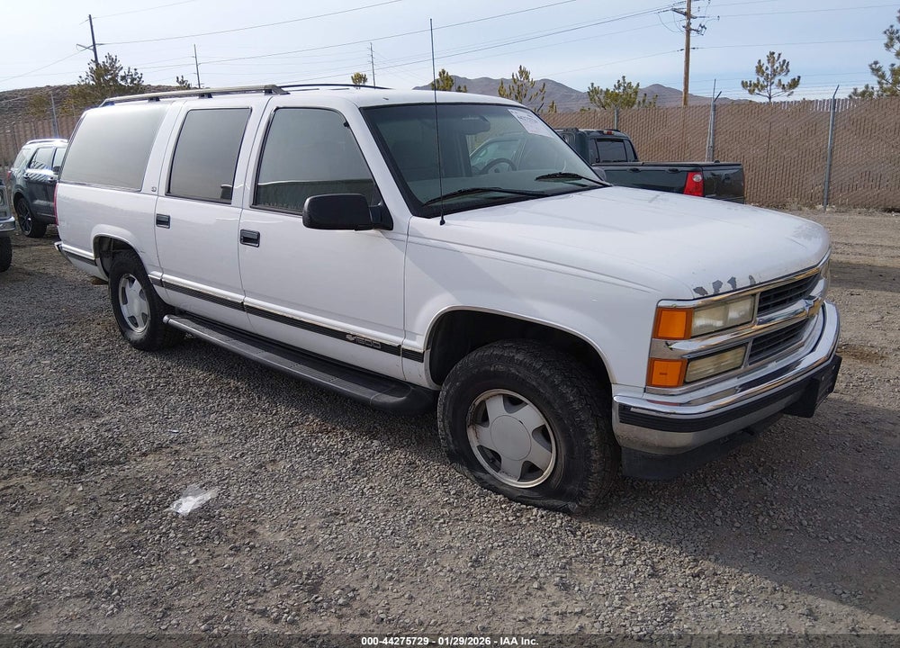 1999 CHEVROLET SUBURBAN 1500 LT VIN: 3GNFK16R1XG177914