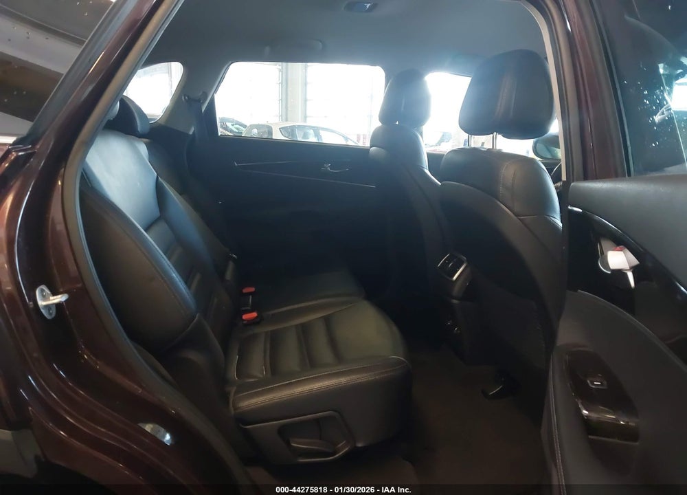 2016 KIA SORENTO 2.0T EX VIN: 5XYPH4A18GG043074