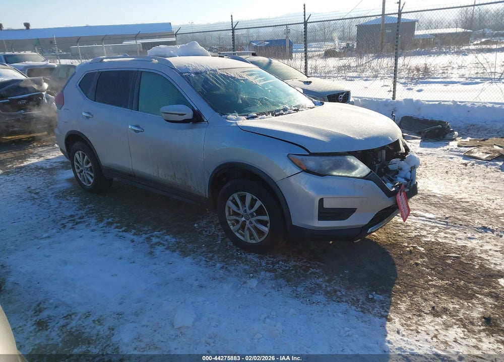 2018 NISSAN ROGUE SV VIN: KNMAT2MV8JP585447