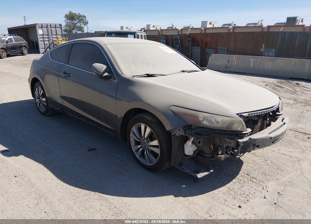 2010 HONDA ACCORD 2.4 EX VIN: 1HGCS1B77AA007869