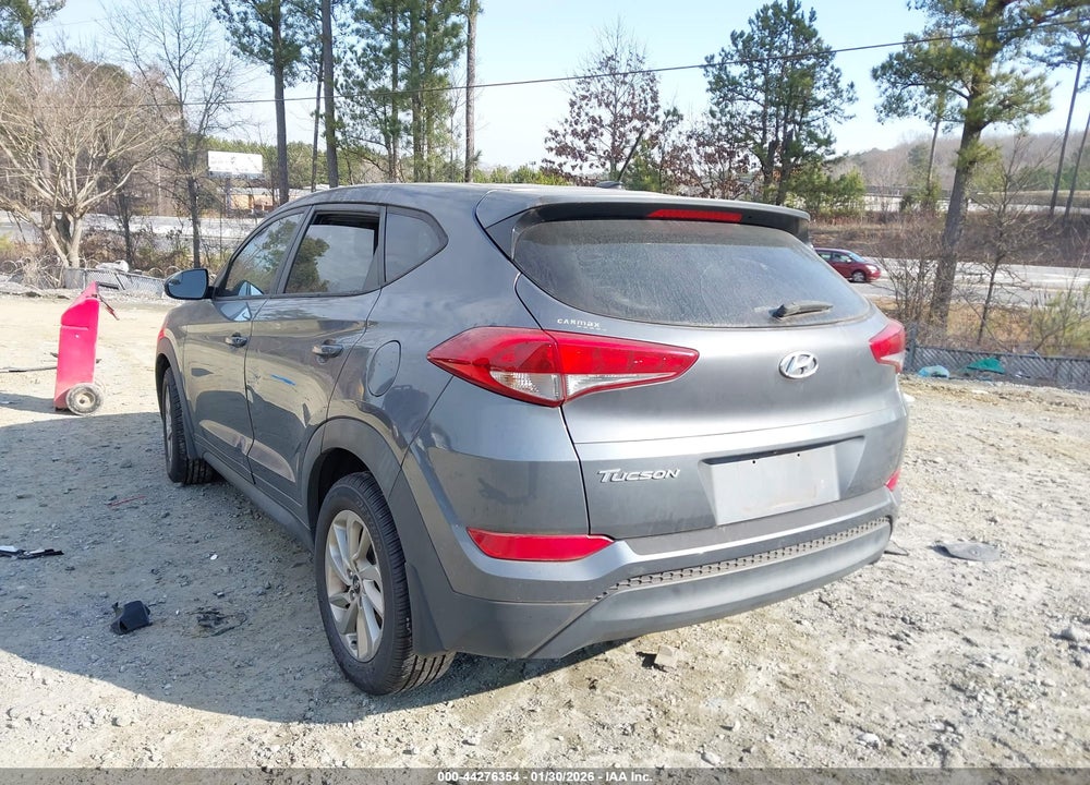 2016 HYUNDAI TUCSON SE VIN: KM8J23A48GU206523
