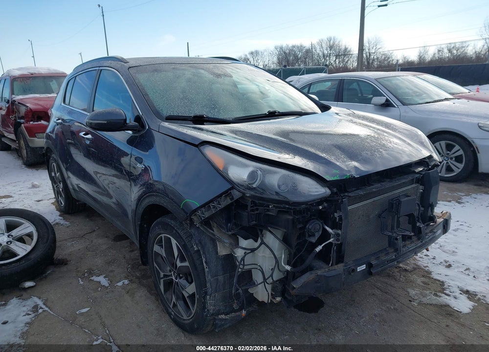 2020 KIA SPORTAGE EX VIN: KNDPNCAC5L7647886