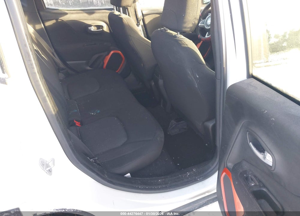 2018 JEEP RENEGADE UPLAND EDITION 4X4 VIN: ZACCJBABXJPH93583