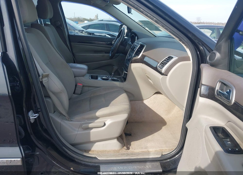 2012 JEEP GRAND CHEROKEE LAREDO VIN: 1C4RJEAG3CC157375