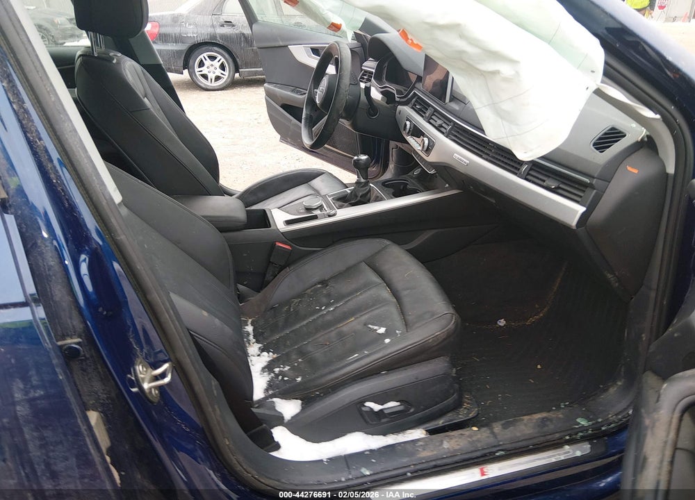 2018 AUDI A4 VIN: WAUPNAF45JN011755