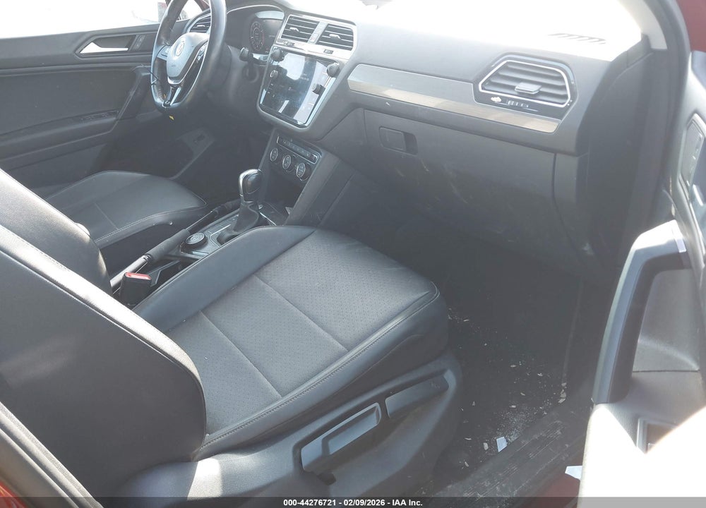 2019 VOLKSWAGEN TIGUAN 2.0T SE/2.0T SEL/2.0T SEL R-LINE/2.0T SEL R-LINE BLACK VIN: 3VV2B7AX7KM012316