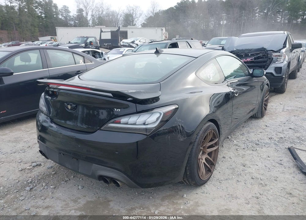 2016 HYUNDAI GENESIS 3.8 ULTIMATE VIN: KMHHU6KJ2GU133325