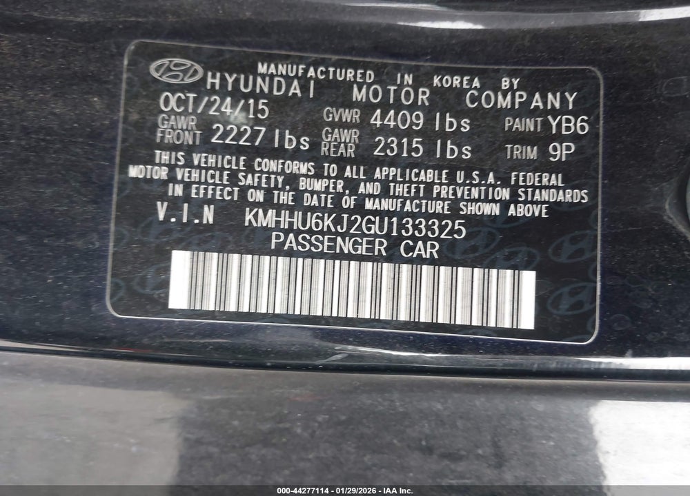 2016 HYUNDAI GENESIS 3.8 ULTIMATE VIN: KMHHU6KJ2GU133325