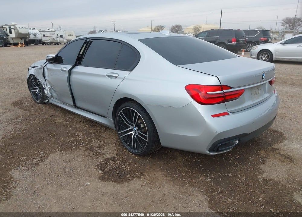 2018 BMW 750 VIN: WBA7F0C52JGM23107