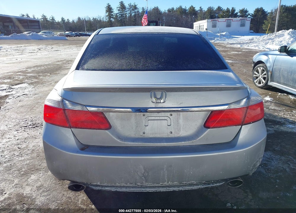 2013 HONDA ACCORD SPORT VIN: 1HGCR2F57DA023827