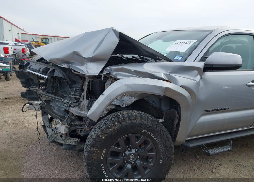 2021 TOYOTA TACOMA SR5 VIN: 5TFAX5GN5MX190258