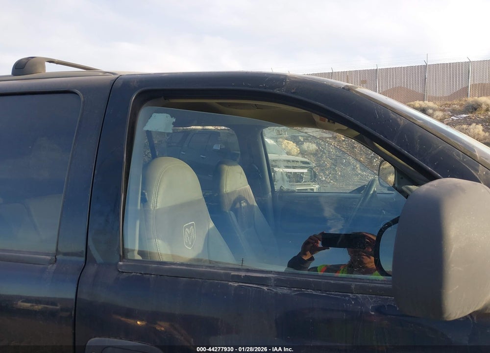 1998 DODGE DURANGO SLT VIN: 1B4HS28Y9WF152414