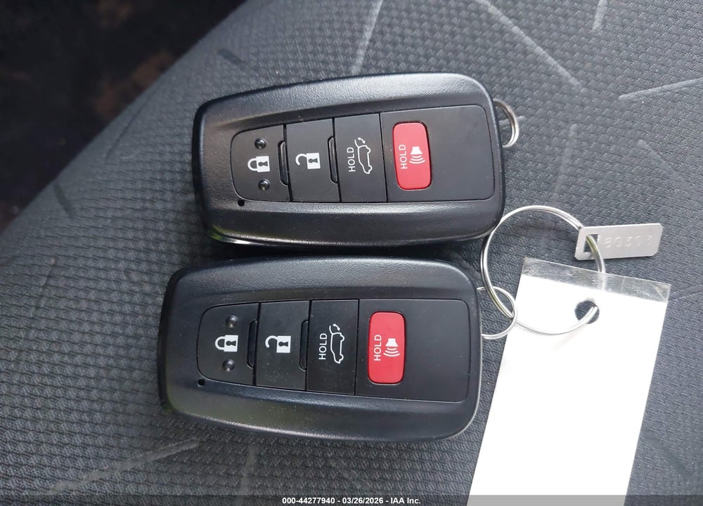 2025 TOYOTA RAV4 HYBRID XLE VIN: 4T3RWRFV1SU205693