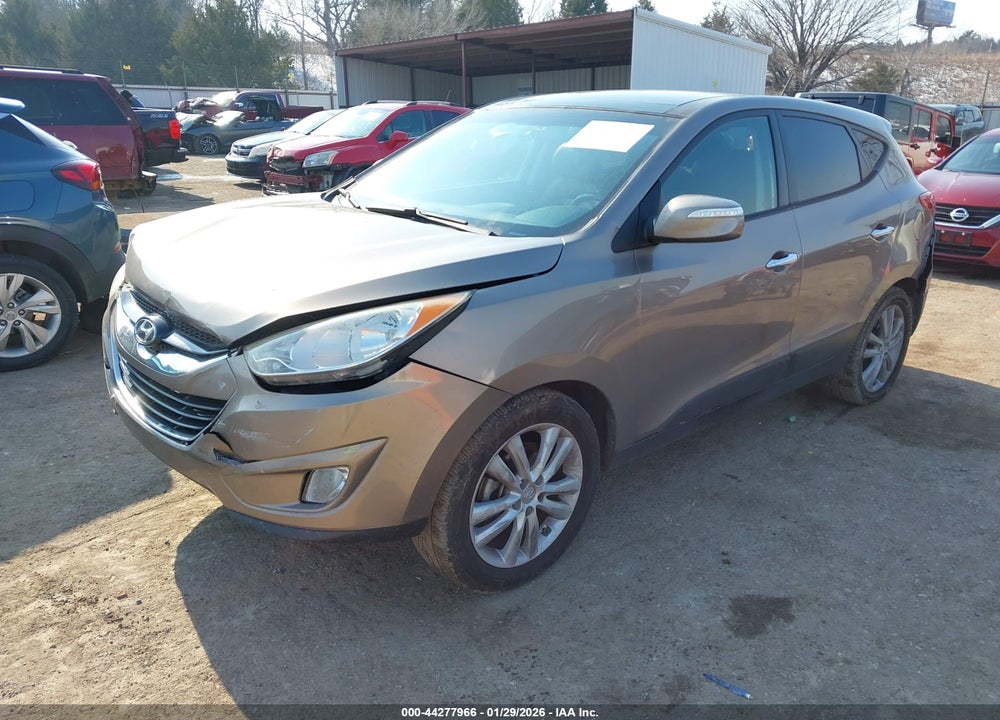 2010 HYUNDAI TUCSON LIMITED VIN: KM8JU3AC8AU083573