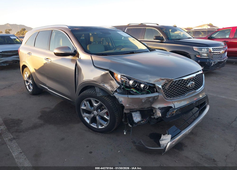 2018 KIA SORENTO 3.3L SX VIN: 5XYPK4A52JG370940