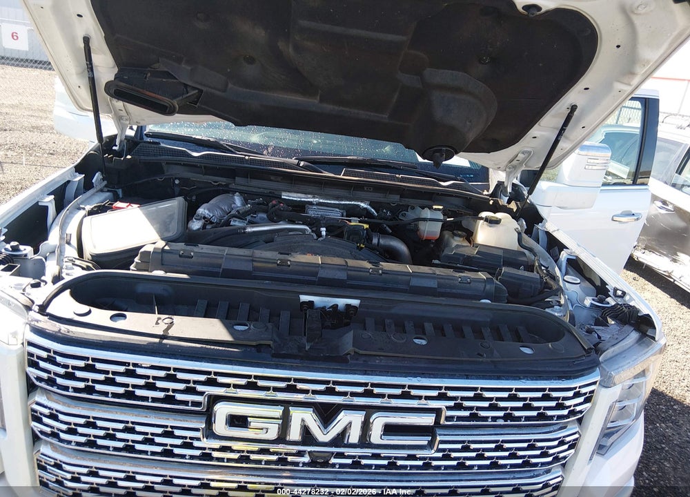 2020 CHEVROLET SILVERADO 3500HD 4WD  LONG BED HIGH COUNTRY VIN: 1GC4YVEYXLF322233