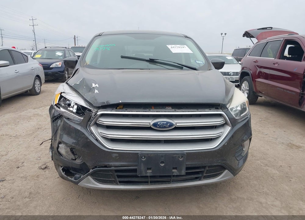 2019 FORD ESCAPE SE VIN: 1FMCU0GD4KUA17613