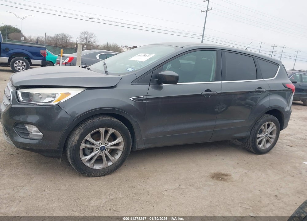 2019 FORD ESCAPE SE VIN: 1FMCU0GD4KUA17613