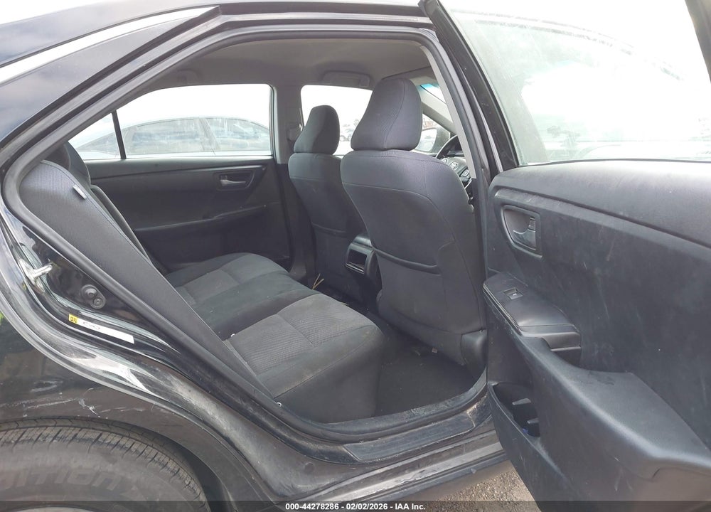 2017 TOYOTA CAMRY LE VIN: 4T1BF1FK5HU384878