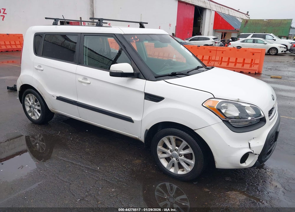 2013 KIA SOUL + VIN: KNDJT2A65D7548356