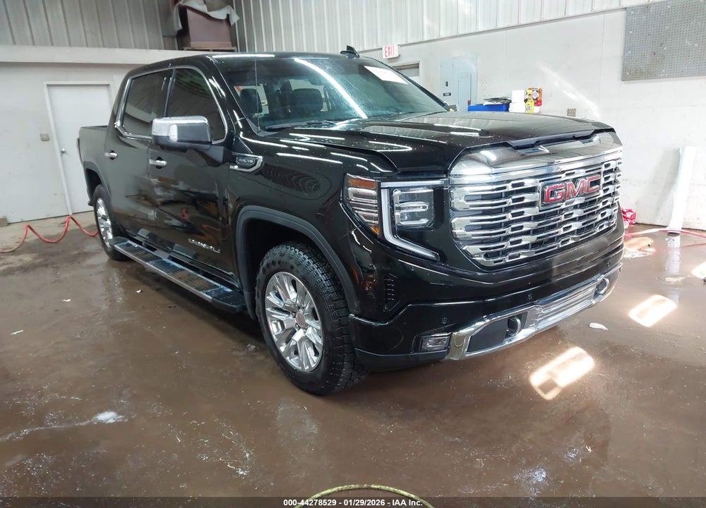 2025 GMC SIERRA 1500 4WD  SHORT BOX DENALI VIN: 1GTUUGED8SZ297852
