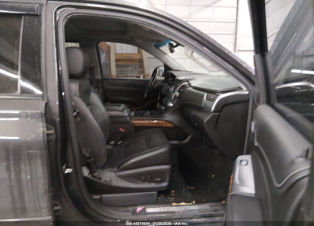 2018 CHEVROLET TAHOE PREMIER VIN: 1GNSKCKJXJR288091