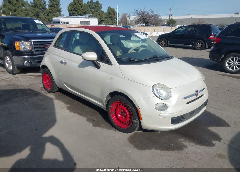 2013 FIAT 500C POP VIN: 3C3CFFDR2DT742839