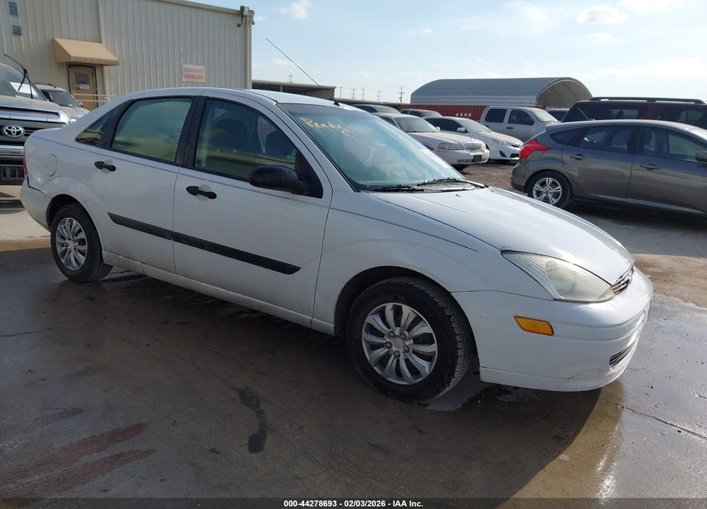 2001 FORD FOCUS LX VIN: 1FAFP33P51W121868