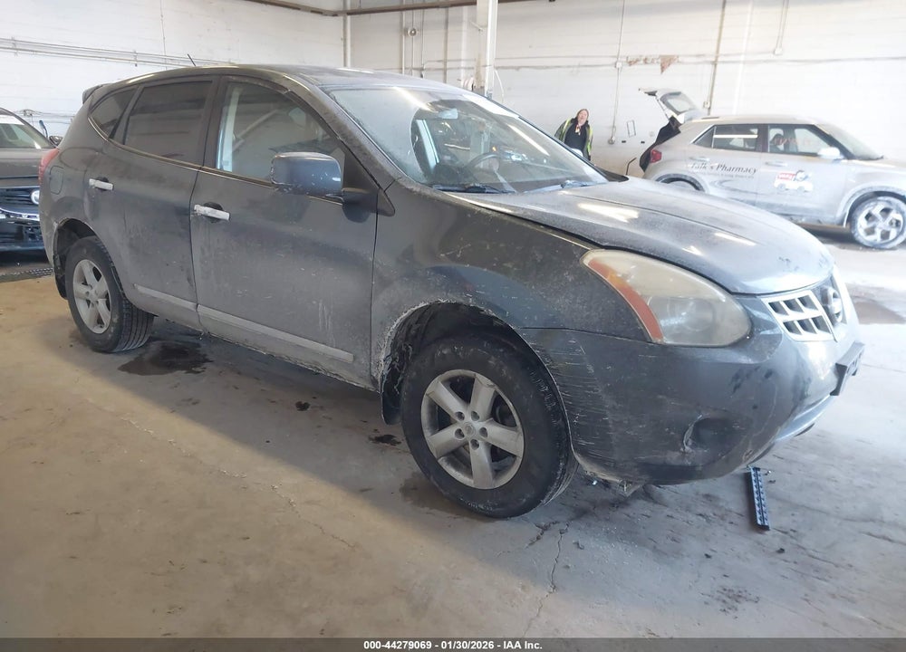 2013 NISSAN ROGUE S VIN: JN8AS5MV0DW628410