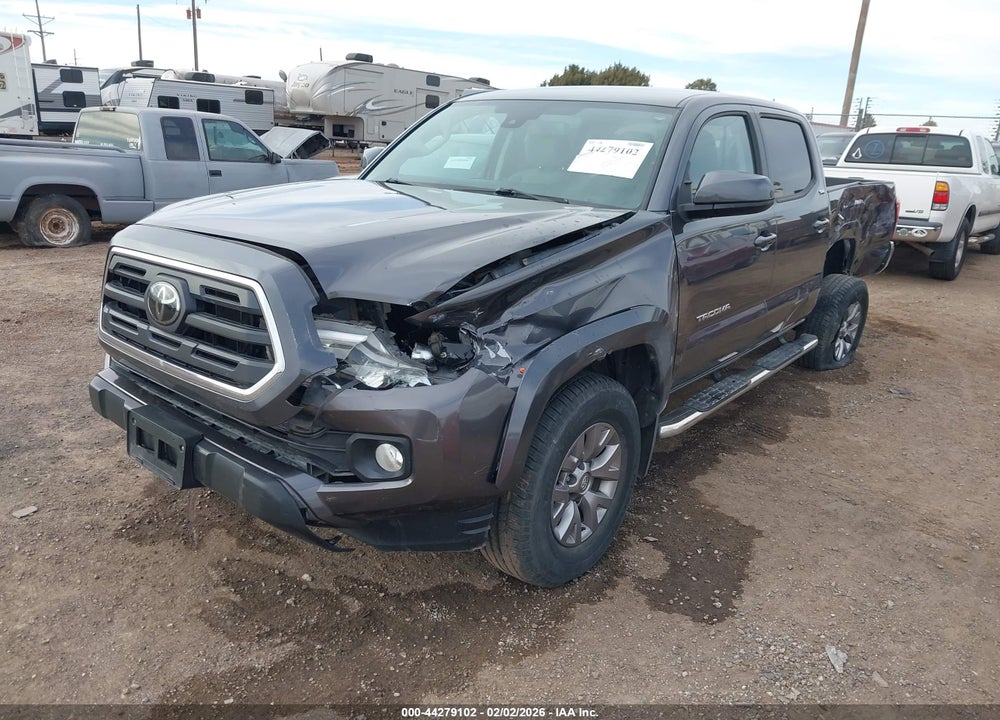 2018 TOYOTA TACOMA SR5 VIN: 5TFBZ5DN3JX004473