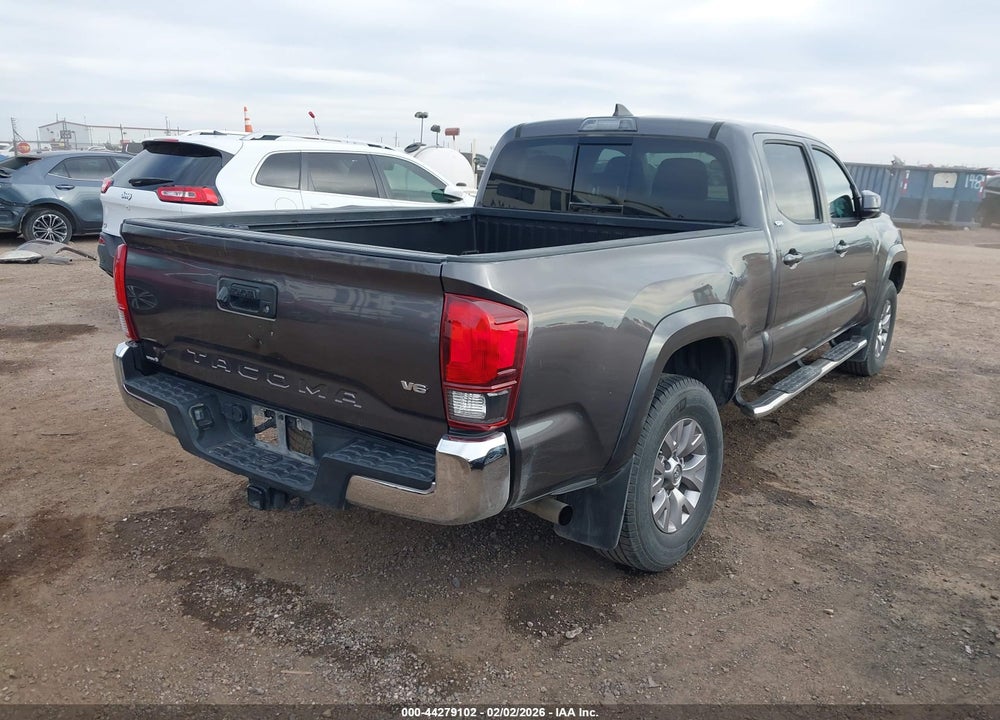 2018 TOYOTA TACOMA SR5 VIN: 5TFBZ5DN3JX004473