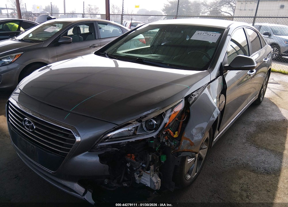 2017 HYUNDAI SONATA PLUG-IN HYBRID VIN: KMHE14L27HA068269