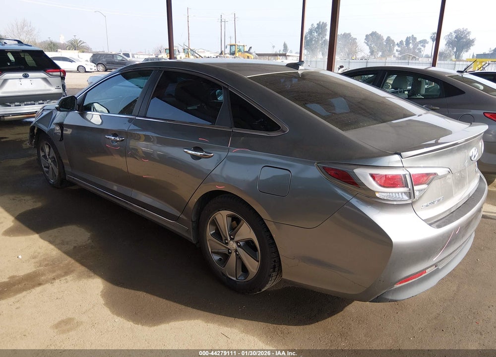 2017 HYUNDAI SONATA PLUG-IN HYBRID VIN: KMHE14L27HA068269