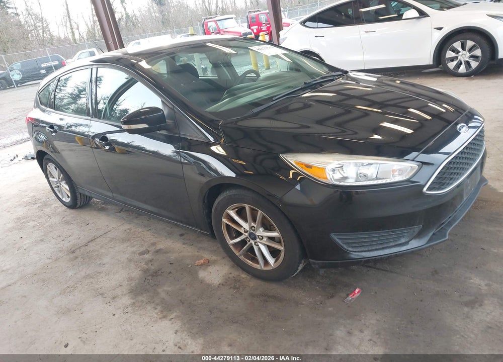 2017 FORD FOCUS SE VIN: 1FADP3K21HL218039