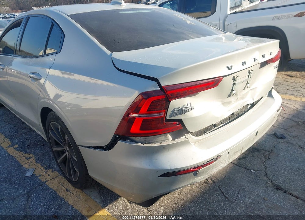 2021 VOLVO S60 T5 MOMENTUM VIN: 7JR102TZXMG107825