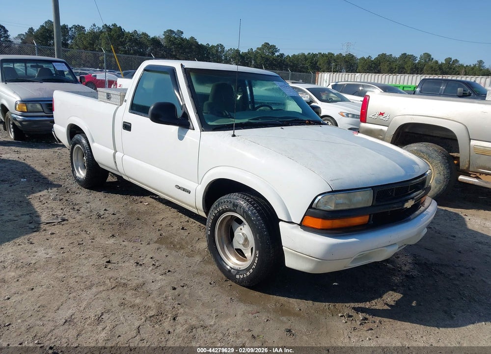 1998 CHEVROLET S-10 LS FLEETSIDE VIN: 1GCCS1445W8216267