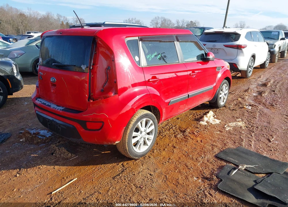 2013 KIA SOUL + VIN: KNDJT2A61D7580687