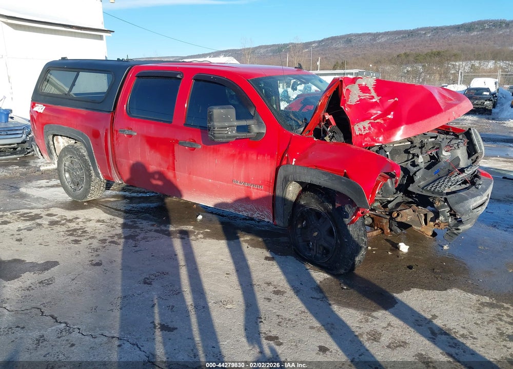2011 CHEVROLET SILVERADO 1500 LT VIN: 3GCPKSE31BG320238