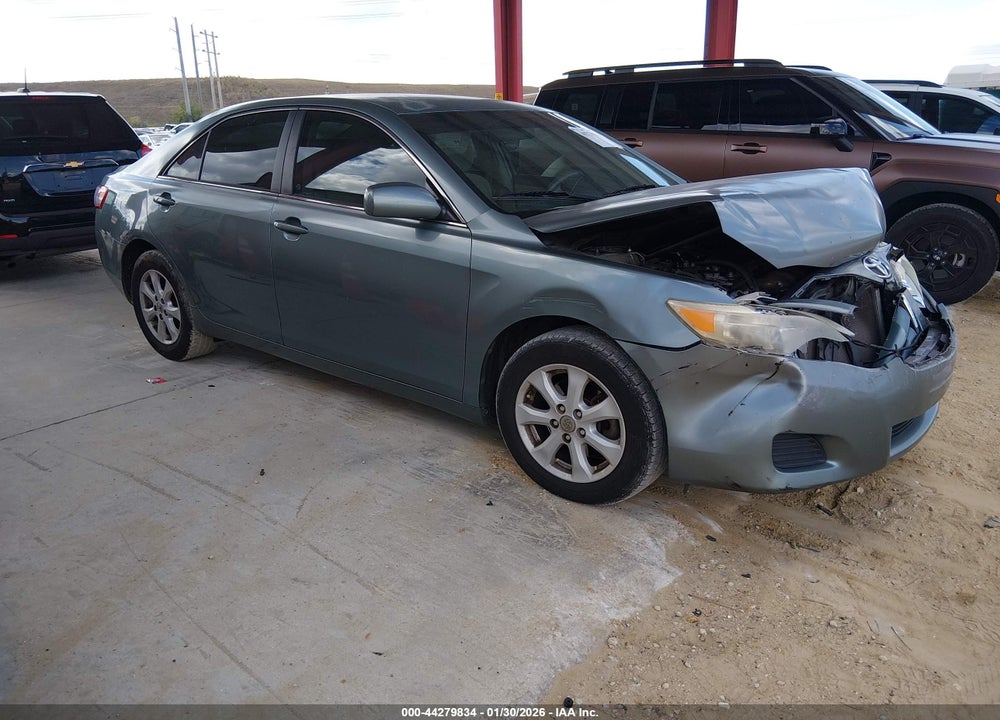 2011 TOYOTA CAMRY LE VIN: 4T1BF3EK8BU586053