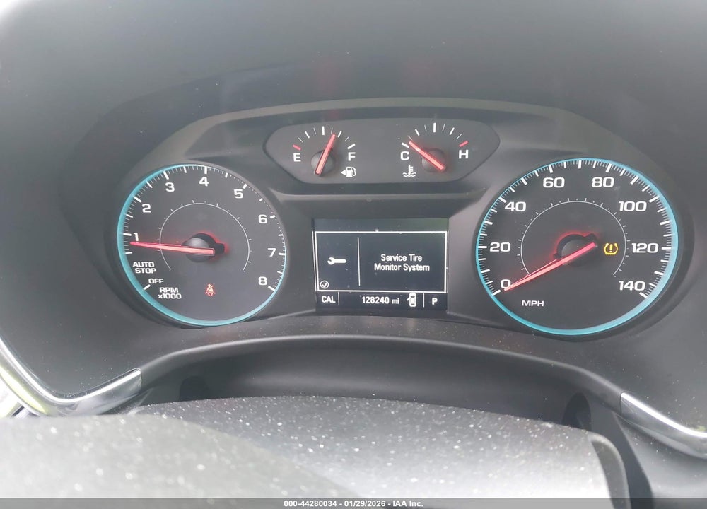 2018 CHEVROLET EQUINOX LT VIN: 2GNAXJEV4J6206478