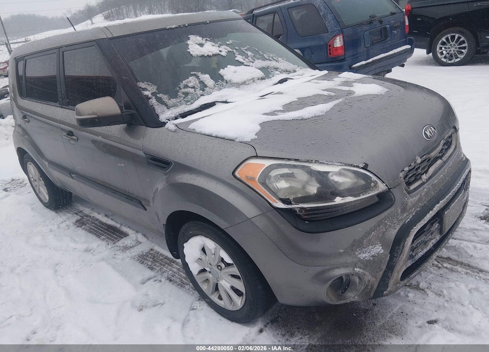 2013 KIA SOUL + VIN: KNDJT2A6XD7494505