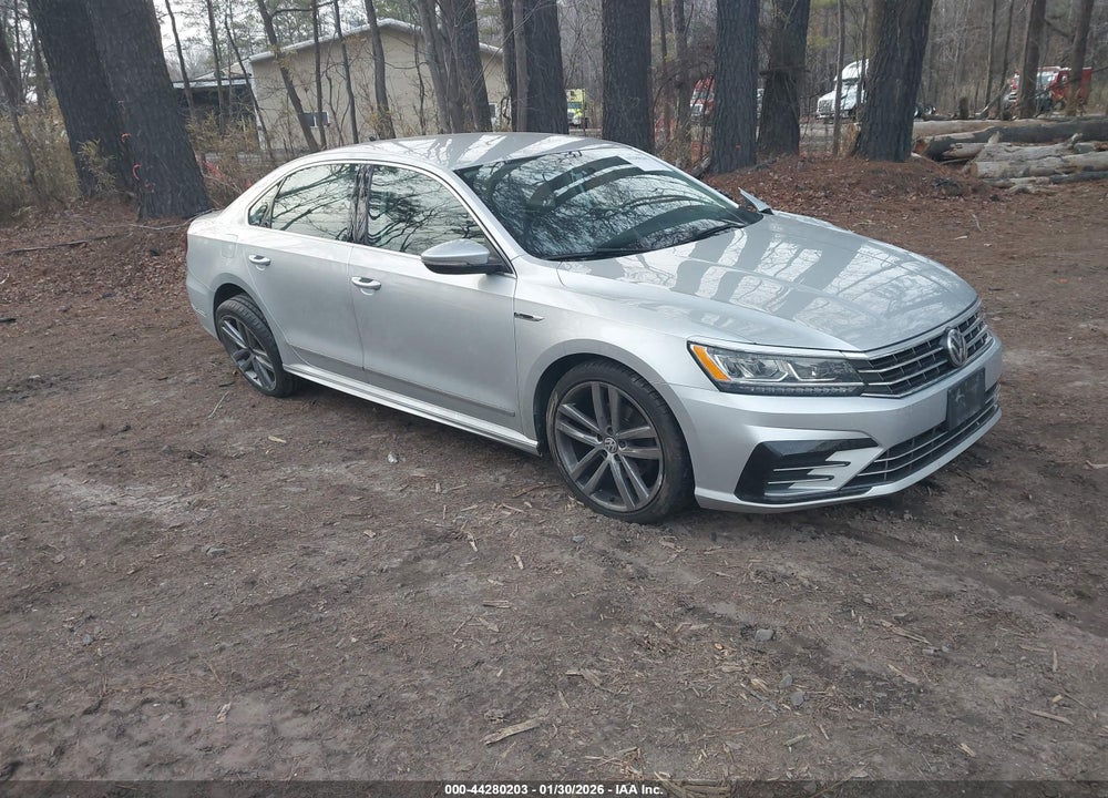 2017 VOLKSWAGEN PASSAT 1.8T R-LINE VIN: 1VWDT7A37HC085243