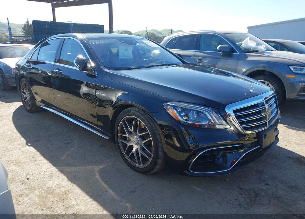 2018 MERCEDES-BENZ AMG S 63 4MATIC VIN: WDDUG8JBXJA367744