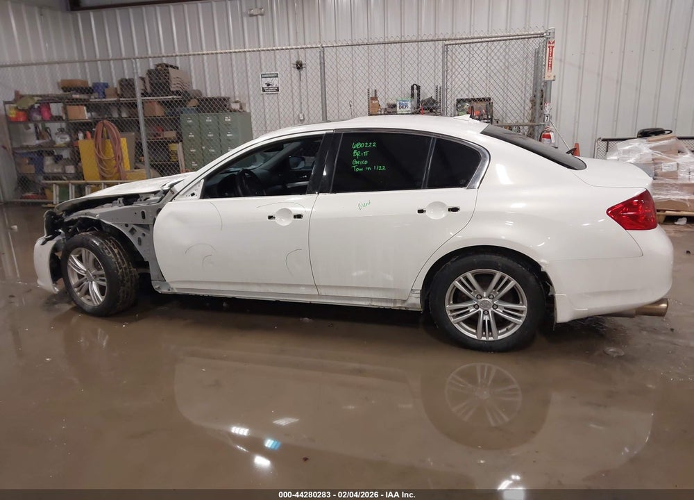 2013 INFINITI G37X VIN: JN1CV6AR8DM355210